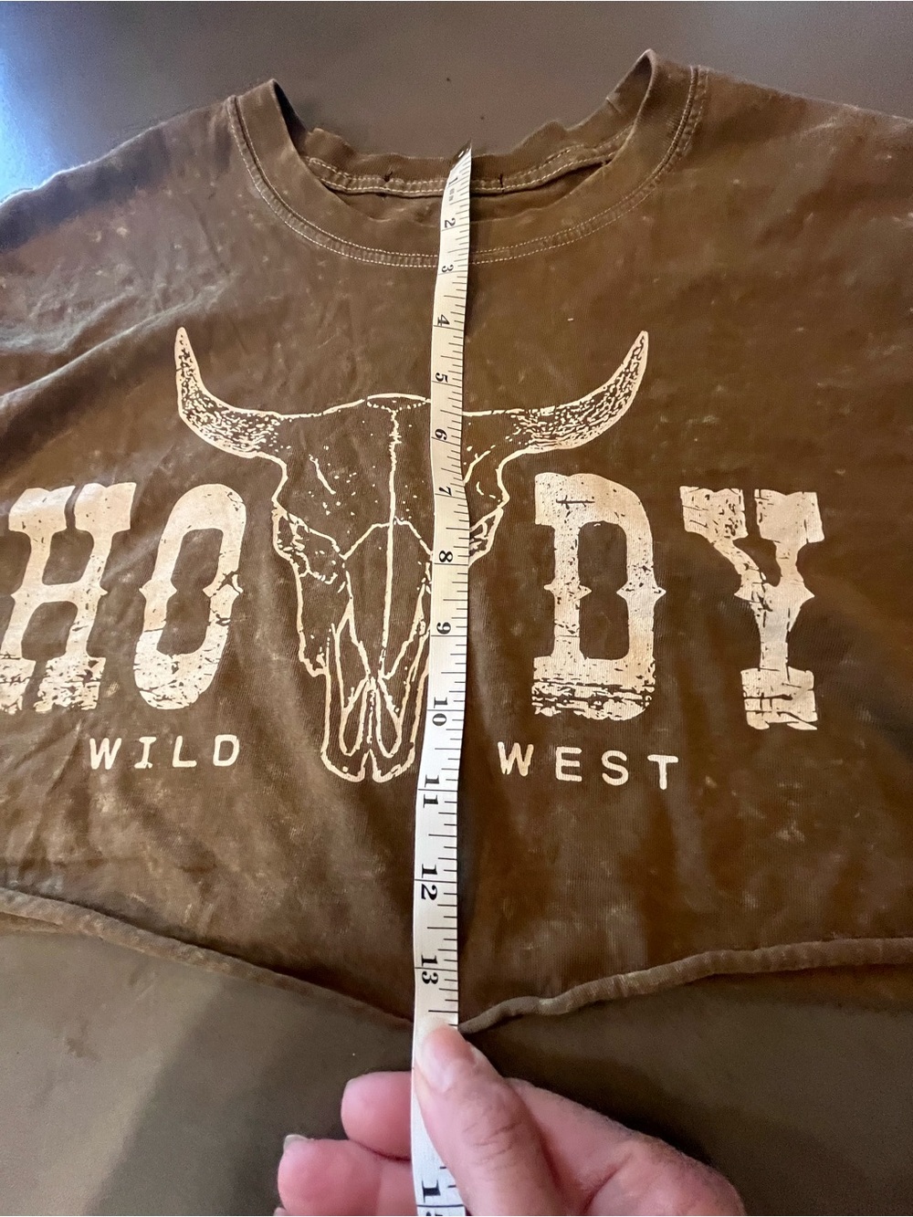 Rodeo 🇺🇸🤠 Cropped 'Howdy Wild West' Graphic Tee - Brown Medium crop - Picture 4 of 5